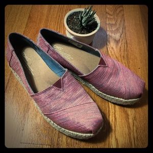 TOMS espadrilles